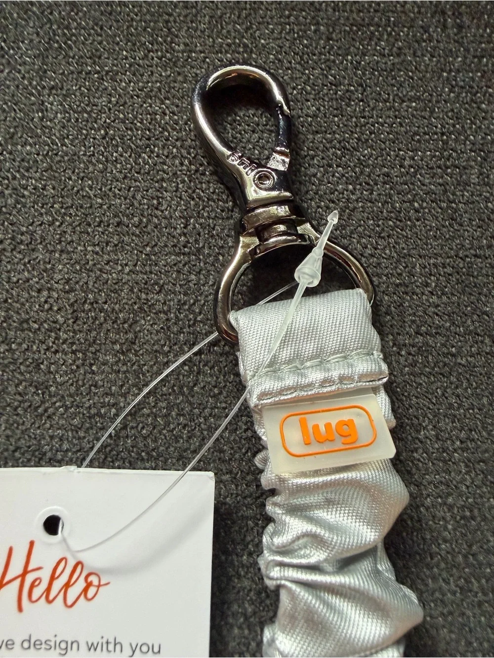 Lug Bungee Key Clip Keychain – Metallic Silver Grey Gray